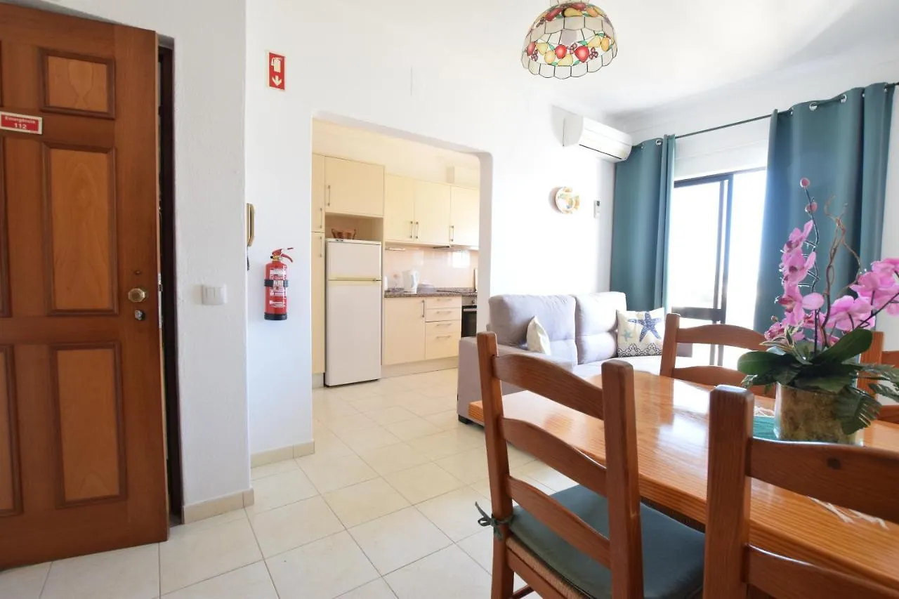 Apartamentos Carruna Αλμπουφέιρα 2*,  Πορτογαλία