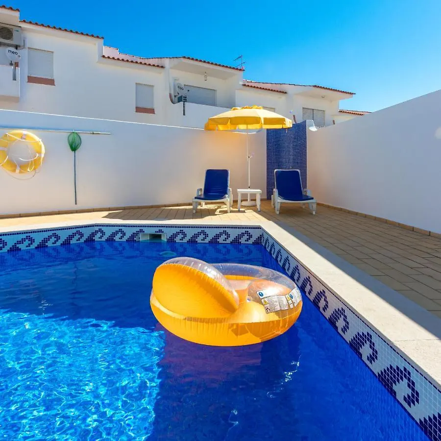 Apartamentos Carruna Albufeira 2*,  Portugal
